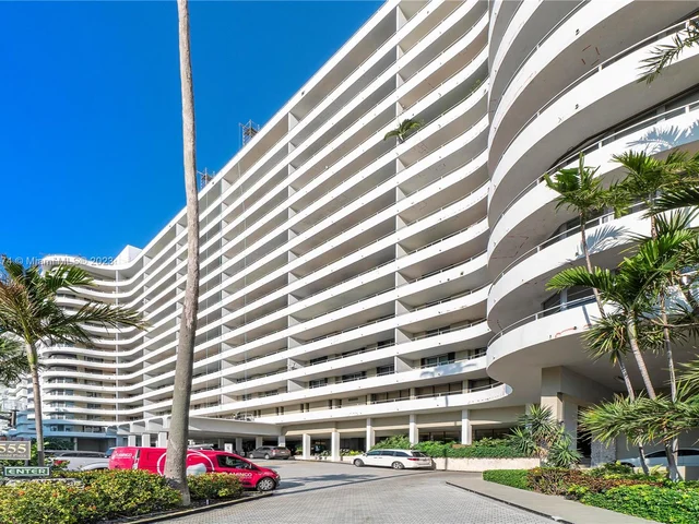 5555 Collins Ave # 15B, Miami Beach FL 33140