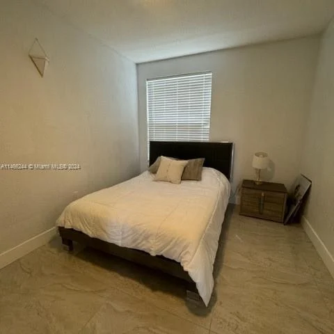 5427 NW 48th St, Coconut Creek FL 33073