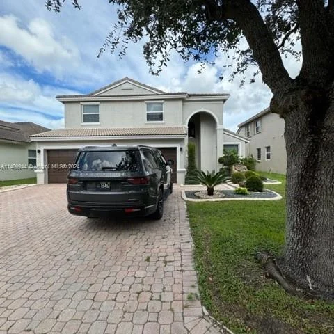 5427 NW 48th St, Coconut Creek FL 33073