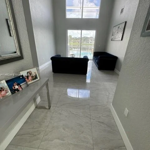 5427 NW 48th St, Coconut Creek FL 33073