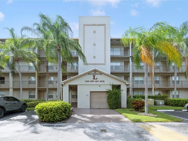 550 SW 137th Ave # 302L, Pembroke Pines FL 33027