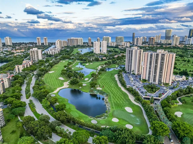 20500 W Country Club Dr # 202, Aventura FL 33180