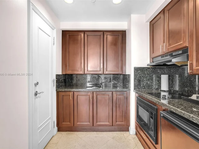 601 N Ft Lauderdale Beach Blvd # 611, Fort Lauderdale FL 33304