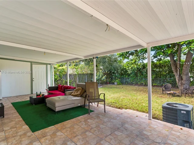 2255 SW 24th Ter, Miami FL 33145