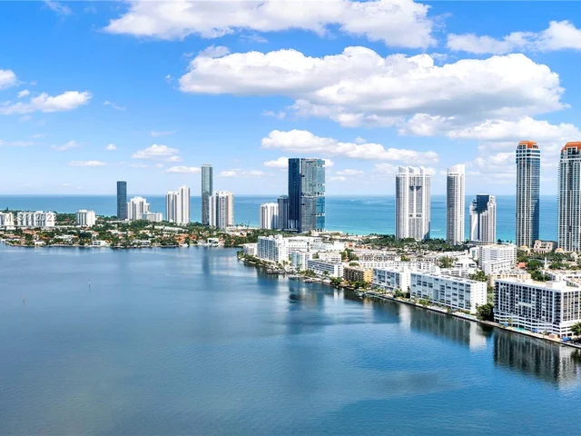 4000 NE 170th St # 101, North Miami Beach FL 33160