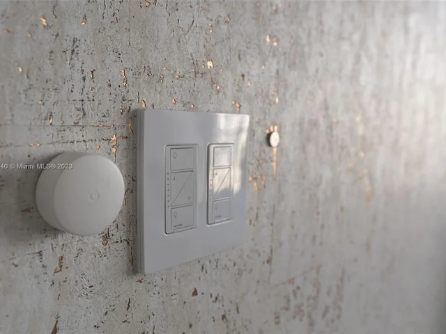 15701 Collins Ave # 905, Sunny Isles Beach FL 33160