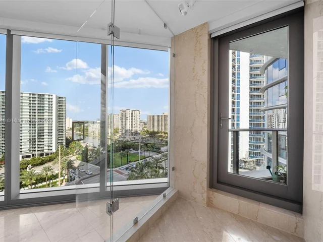 15701 Collins Ave # 905, Sunny Isles Beach FL 33160