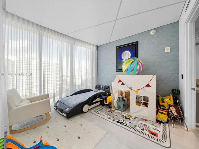 15701 Collins Ave # 905, Sunny Isles Beach FL 33160