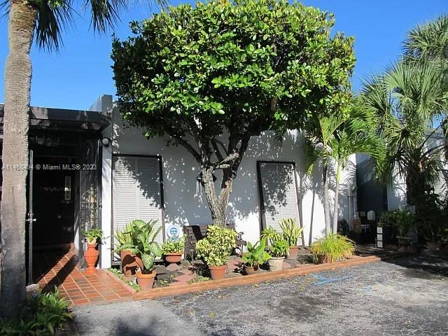 16382 Briar Patch Pl, Miami Lakes FL 33014