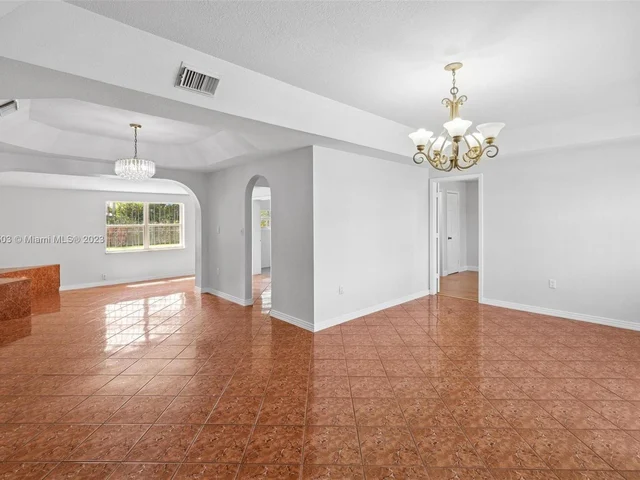 1700 NW 9th Ct, Homestead FL 33030