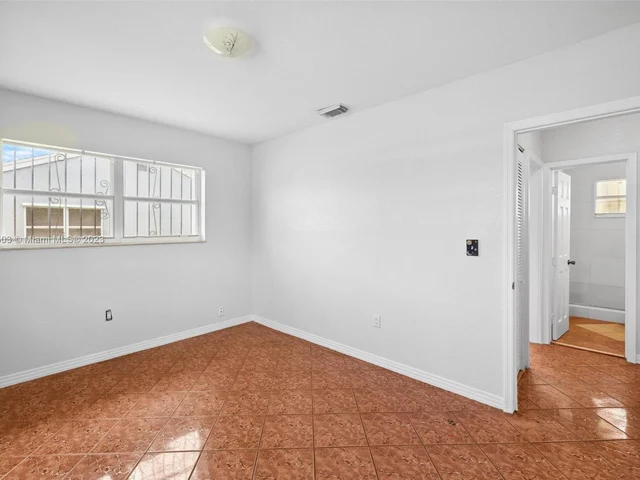 1700 NW 9th Ct, Homestead FL 33030