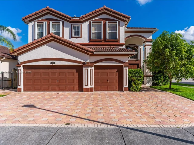 15051 SW 18th Ter, Miami FL 33185