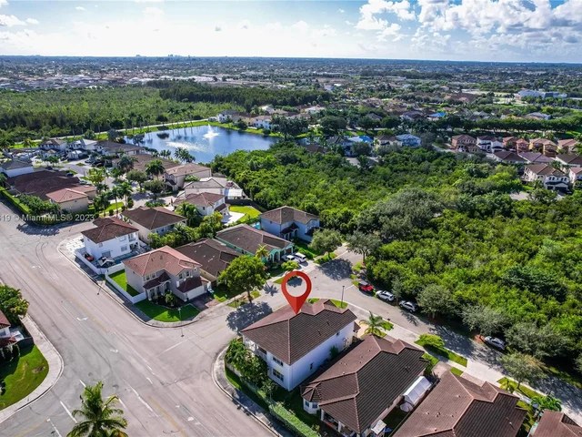 15051 SW 18th Ter, Miami FL 33185