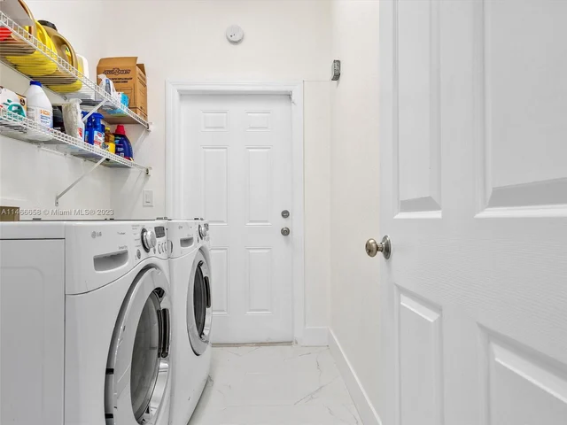 11843 W Biscayne Canal Rd, Miami FL 33161