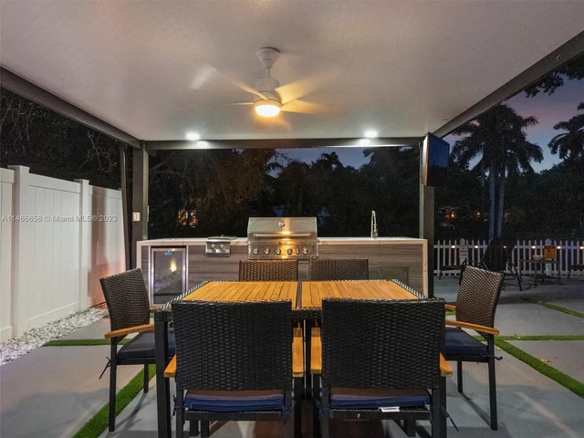 11843 W Biscayne Canal Rd, Miami FL 33161