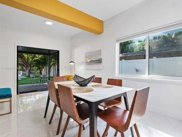 11843 W Biscayne Canal Rd, Miami FL 33161