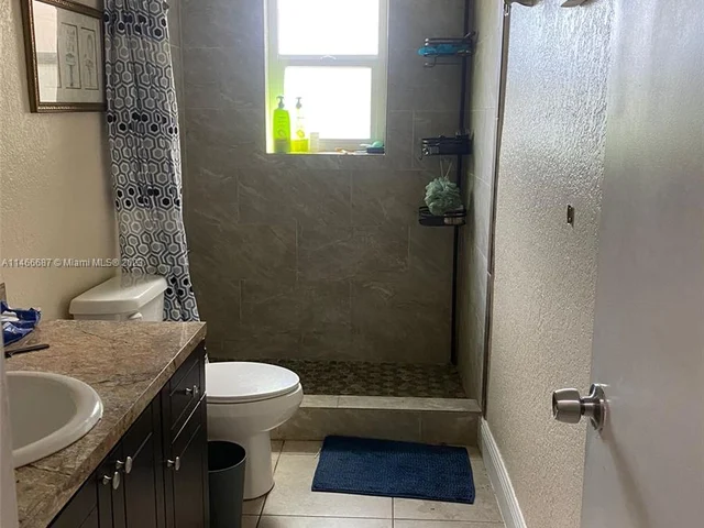 3230 NW 171st Ter, Miami Gardens FL 33056