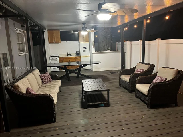 2431 Arthur St # 2431, Hollywood FL 33020