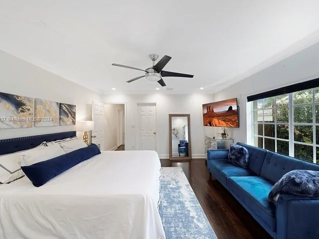 4630 Royal Palm Ave, Miami Beach FL 33140