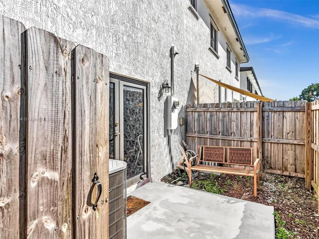 13348 SW 250th St, Homestead FL 33032