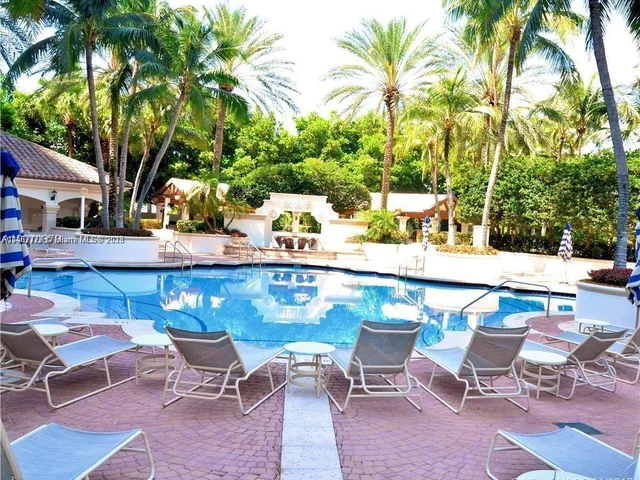 1000 W Island Blvd # 1812, Aventura FL 33160