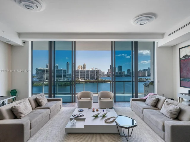 3300 NE 188th St, Aventura FL 33180