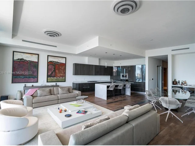 3300 NE 188th St, Aventura FL 33180