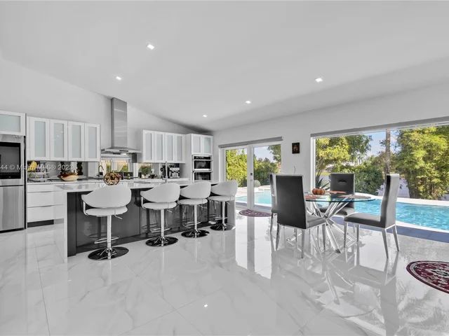 441 NW 201st Ave, Pembroke Pines FL 33029