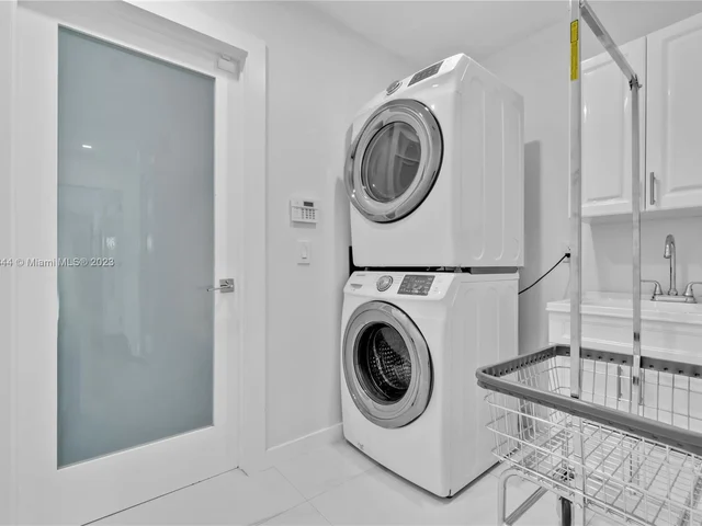 441 NW 201st Ave, Pembroke Pines FL 33029