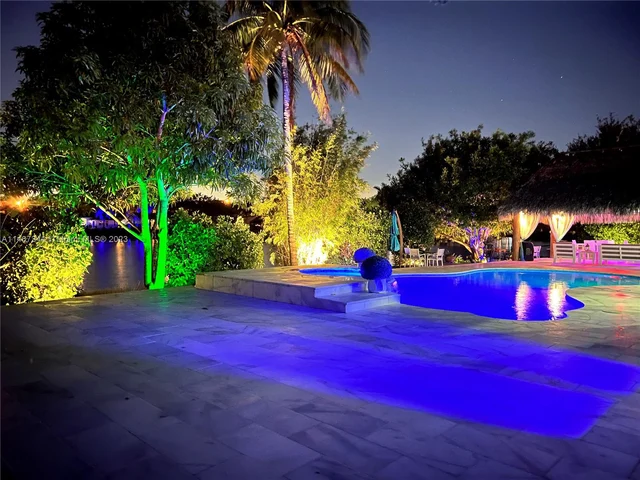 441 NW 201st Ave, Pembroke Pines FL 33029