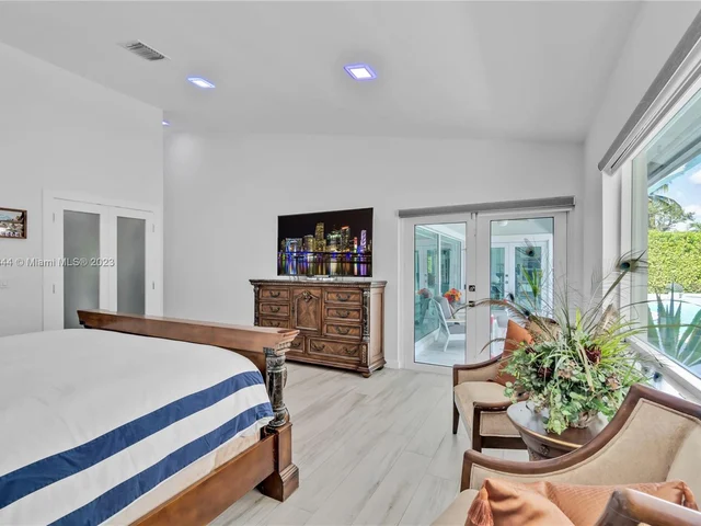 441 NW 201st Ave, Pembroke Pines FL 33029