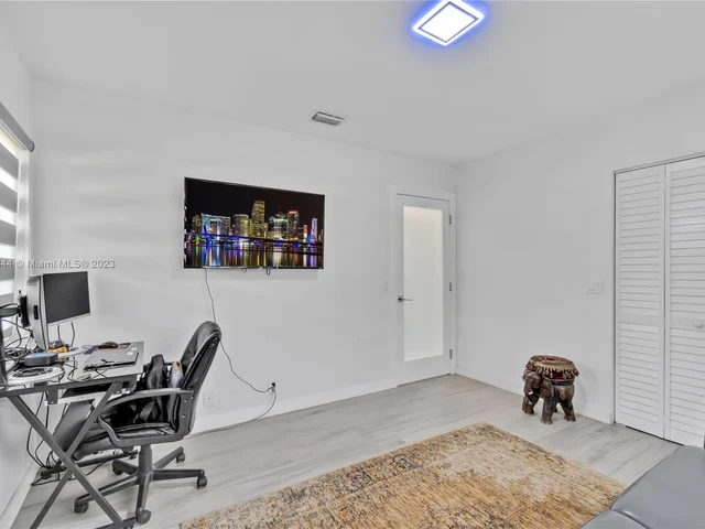 441 NW 201st Ave, Pembroke Pines FL 33029