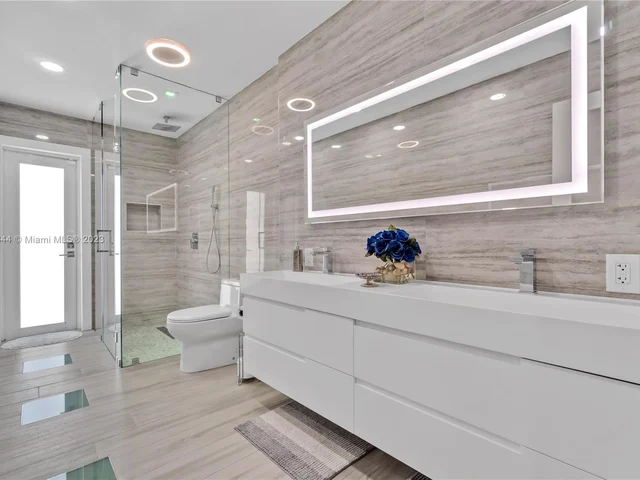 441 NW 201st Ave, Pembroke Pines FL 33029