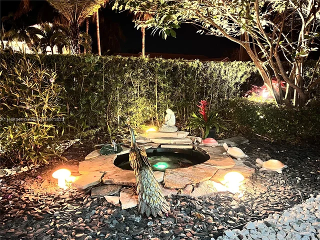 441 NW 201st Ave, Pembroke Pines FL 33029