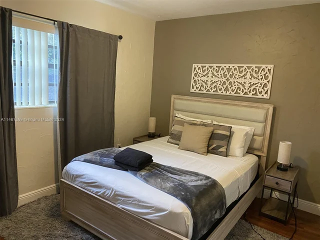 20322 NE 14th Ct # 0, Miami FL 33179