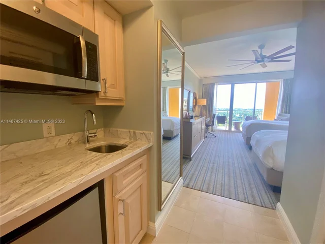 455 Grand Bay Dr # 1020, Key Biscayne FL 33149