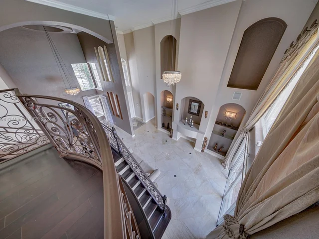 5128 SW 195th Ter, Miramar FL 33029