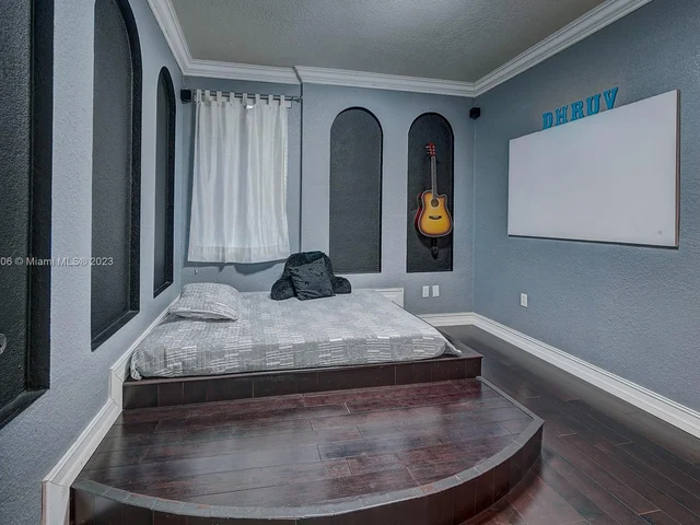 5128 SW 195th Ter, Miramar FL 33029