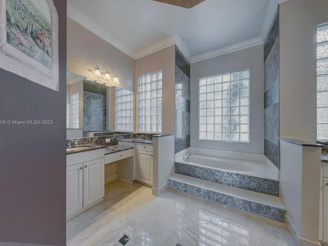 5128 SW 195th Ter, Miramar FL 33029