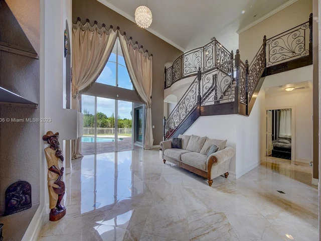 5128 SW 195th Ter, Miramar FL 33029