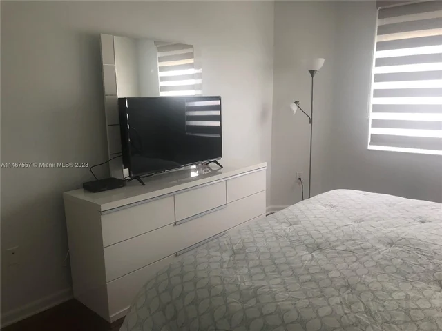 1985 S Ocean Dr # 6D, Hallandale Beach FL 33009