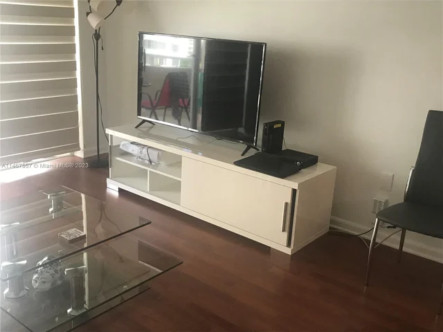 1985 S Ocean Dr # 6D, Hallandale Beach FL 33009