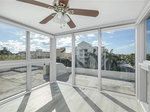 2655 Collins Ave # 502, Miami Beach FL 33140