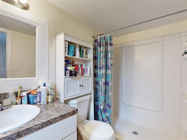 13715 Kendale Lakes Cir # A10, Miami FL 33183