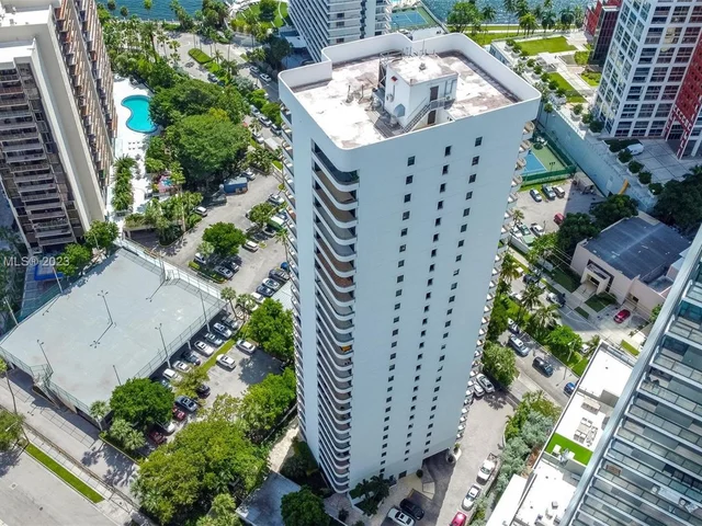 151 SE 15th Rd # 202, Miami FL 33129