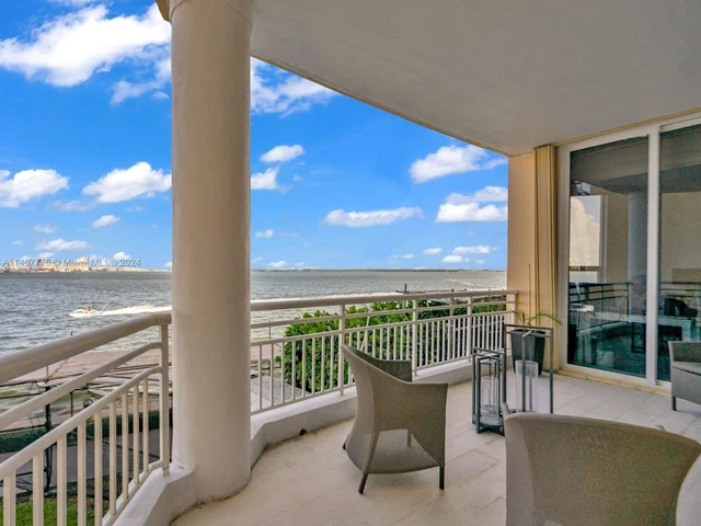 808 Brickell Key Dr # 201, Miami FL 33131