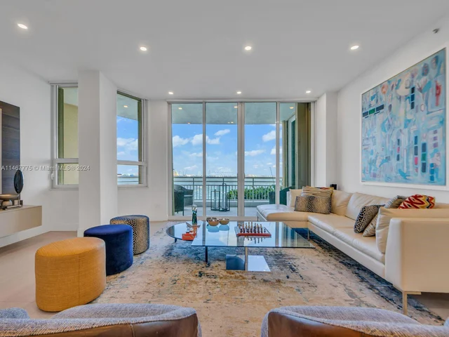 808 Brickell Key Dr # 201, Miami FL 33131