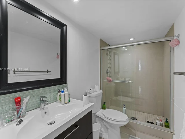 19380 Collins Ave # 703, Sunny Isles Beach FL 33160