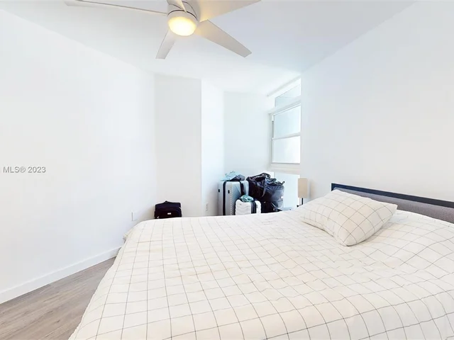 6301 Collins Ave # 1408, Miami Beach FL 33141