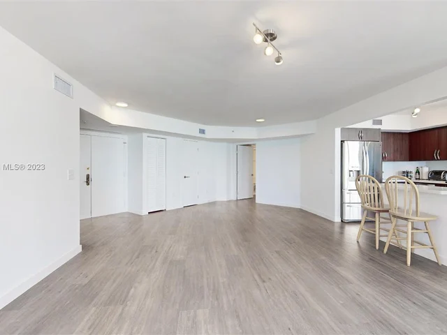 6301 Collins Ave # 1408, Miami Beach FL 33141